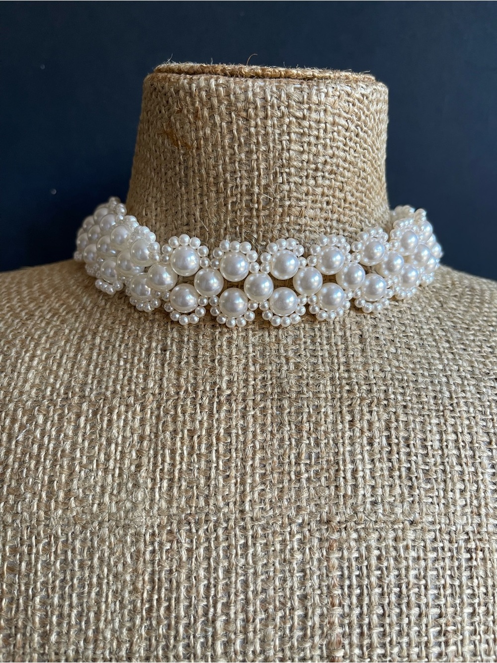 Pearl Cluster Choker Necklace .